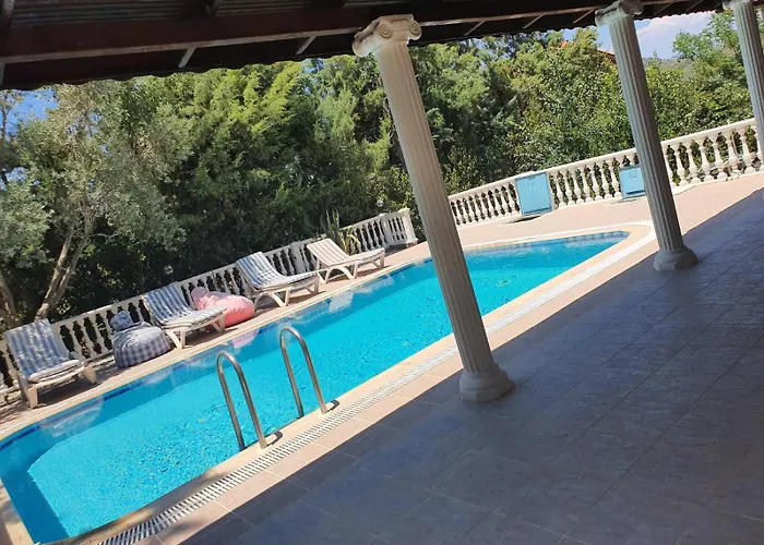 Christing-cozy Private With Pool In Location Fethiye